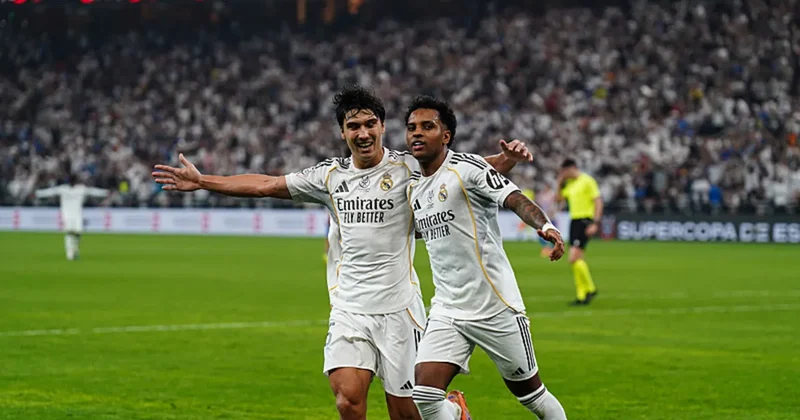 Real Madrid, Atletico Madrid i 2 golle geçti!