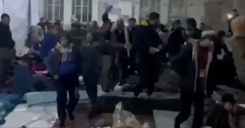 Eşrefiye de bayram havası: YPG nin işgali bitti, Kürtler kurtuluşu sevinçle karşıladı