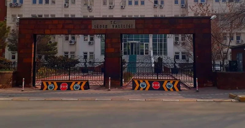 Iğdır Valisi ni merkeze çektiren skandal ortaya çıktı! Gelip gelip silah ruhsatı çıkartmışlar