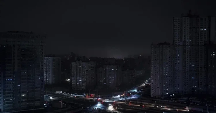 Rusya dan Ukrayna ya gece saldırısı: Ülke genelinde elektrikler kesildi