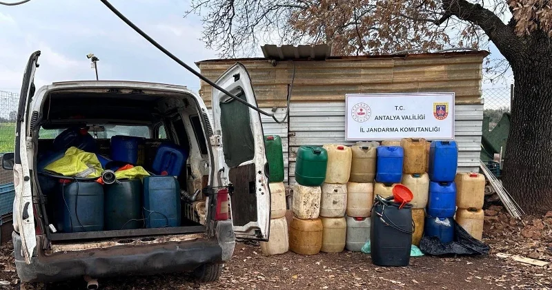 Antalya’da 2 bin 350 litre kaçak akaryakıt ele geçirildi Gündem Haberleri
