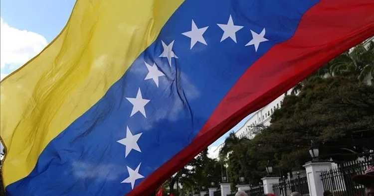 Venezuela da onlarca siyasi tutuklu serbest bırakıldı