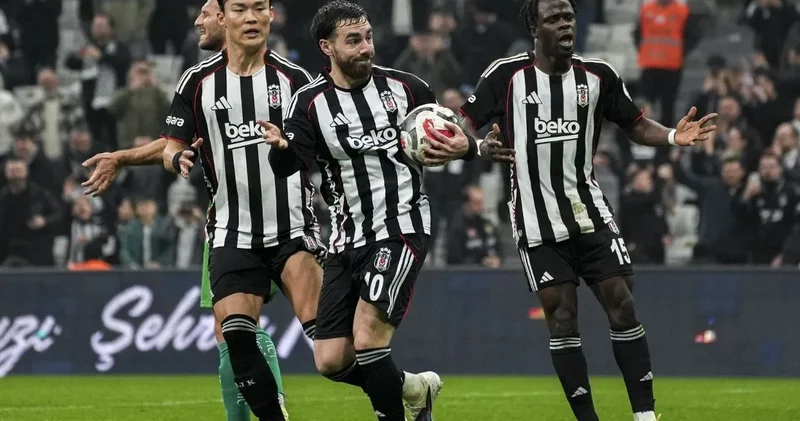 Kaç maçtır yenilmeye yenilmeye 15 puan fark yedi