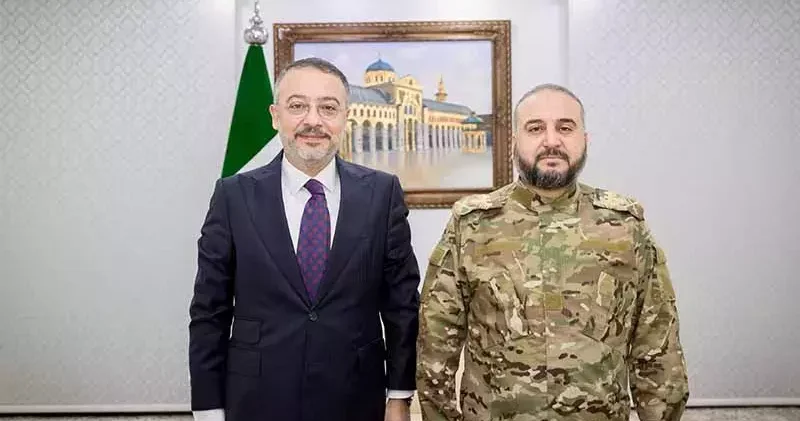 Türkiye’nin Şam Büyükelçisi Yılmaz, Suriye Savunma Bakanı Ebu Kasra ile bir araya geldi