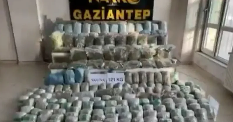 Gaziantep’te 121 kilo skunk ele geçirildi: 1 şahıs tutuklandı