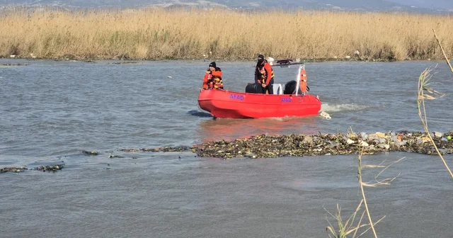 Asi Nehri nde kaybolan Berkan dan 8 gündür haber alınamıyor Hatay Haberleri