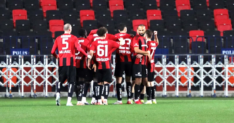Gaziantep FK: 2 Kasımpaşa: 1 MAÇ SONUCU (Gaziantep FK 7 maç sonra kazandı) Kasımpaşa Haberleri