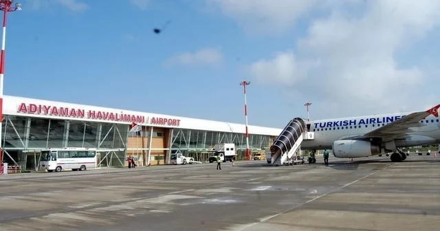 Adıyaman da sis nedeniyle uçak seferi iptal edildi Adıyaman Haberleri