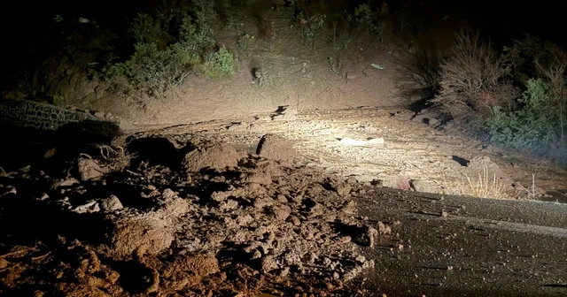 Bolu da yağmur heyelana neden oldu, ilçe yolu ulaşıma kapandı Bolu Haberleri