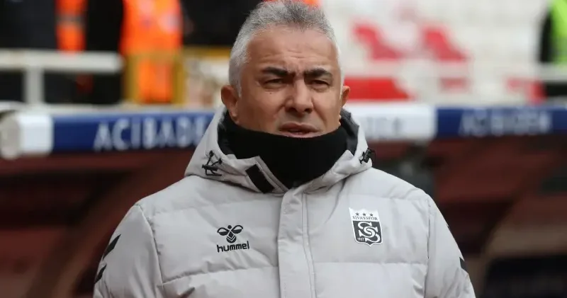 Sivasspor’da Mehmet Altıparmak dönemi sona erdi Futbol Haberleri