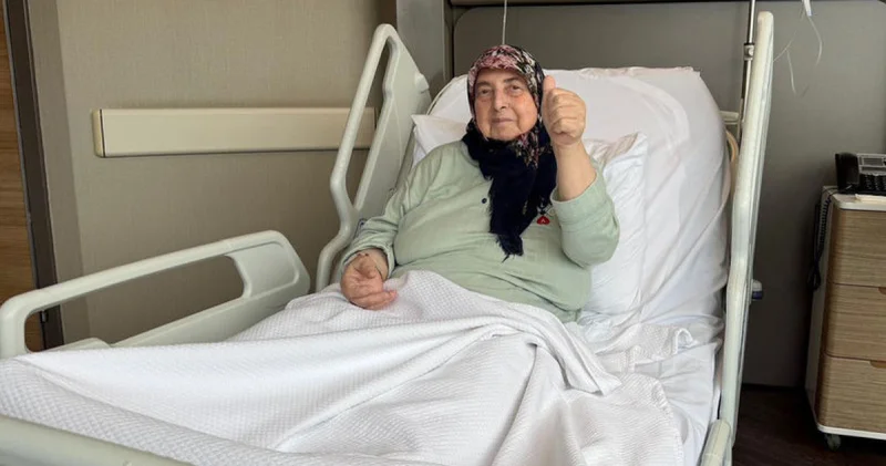 Kesilecek denilen bacak ameliyatla kurtarıldı Sağlık Haberleri