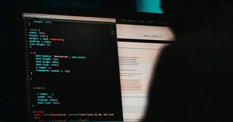 Yunanistan daki casusluk soruşturmasında gölge kadın iddiası