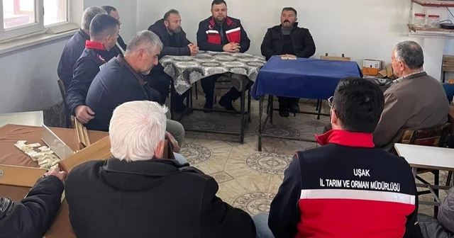 Uşak İl Tarım ve Orman Müdürlüğü üreticilerle sahada bir araya geldi Uşak Haberleri