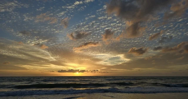 Hatay da güneşin batışı görsel şölene dönüştü Hatay Haberleri
