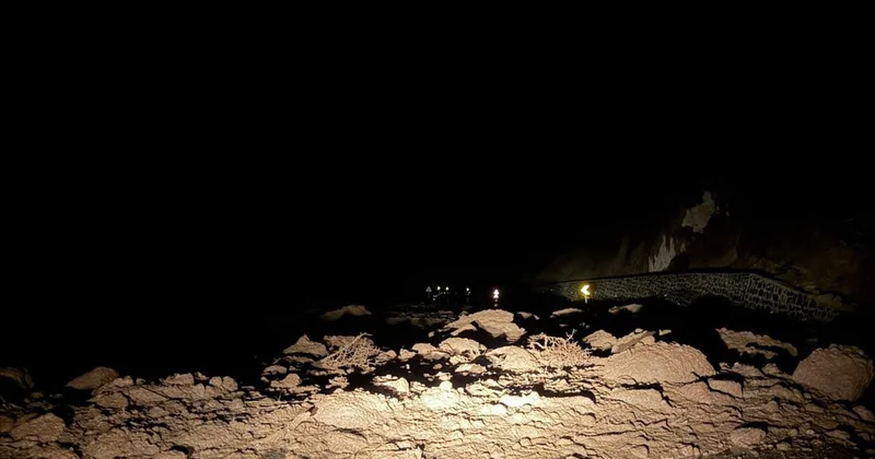 Bolu Seben kara yolu heyelan nedeniyle kapandı