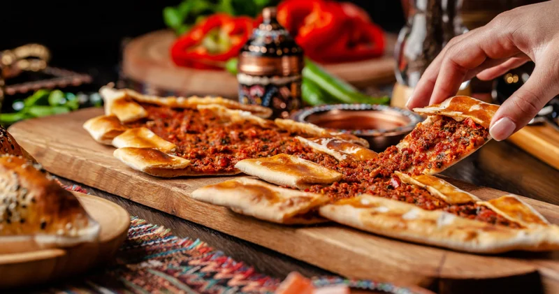 Dünyanın en iyileri listesinde Türkiye den hangi tatlar var? En sevdiğiniz yemek belki de bu listede!