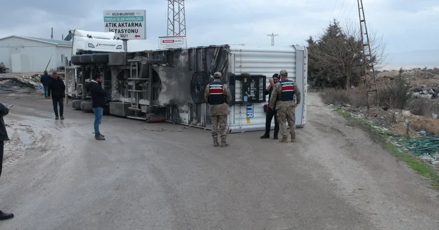 Kilis te TIR devrildi Kilis Haberleri