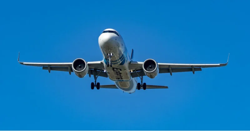 Egyptair yolcu uçağı İstanbul Havalimanı na acil iniş yaptı Son dakika haberleri