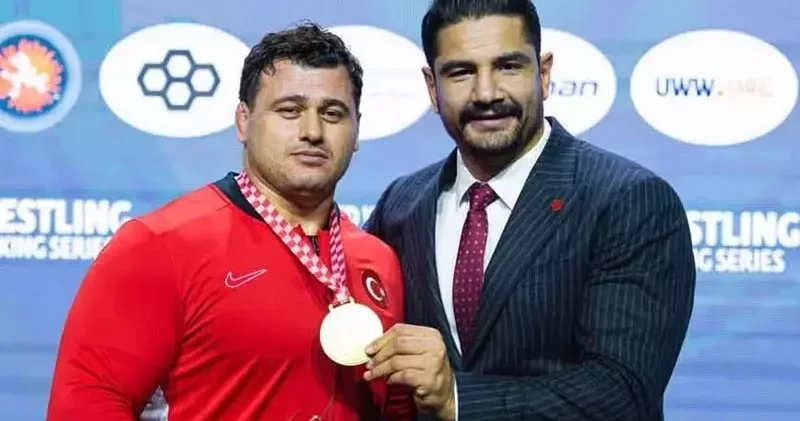 Rıza Kayaalp, UWW 1’inci Ranking Series Zagrep Open’da altın madalya kazandı