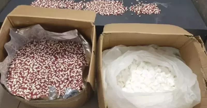 İzmir de zehir tacirlerine darbe! 104 bin uyuşturucu ele geçirildi