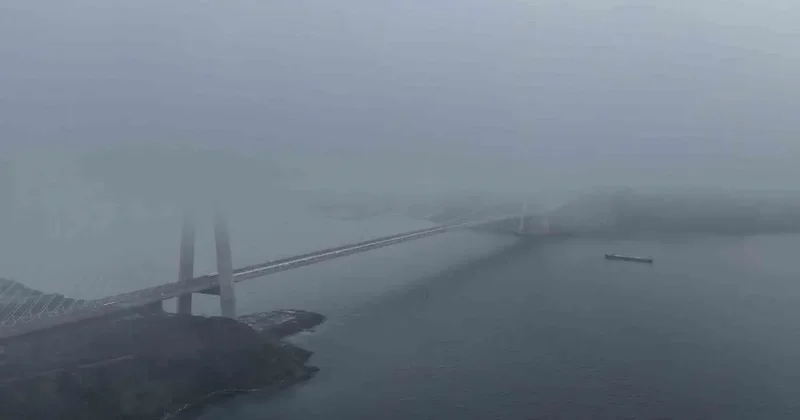 Yavuz Sultan Selim Köprüsü’nde etkili olan sis havadan görüntülendi