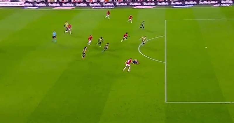 Oğulcan Ülgün den örnek hareket! Tüm stadyumun alkışını aldı Sözcü Gazetesi