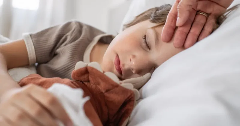 Çocuğunuzun ateşi düşmüyorsa dikkat! Uzmanlar kritik eşiği açıkladı