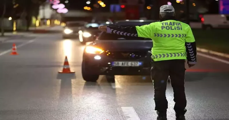Trafikte yeni dönem: 180 bin lira ceza, 3 yıl hapis geliyor