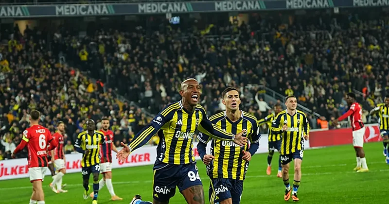Fenerbahçe bu sezon 3. kez ilk yarıda 3 gol attı!