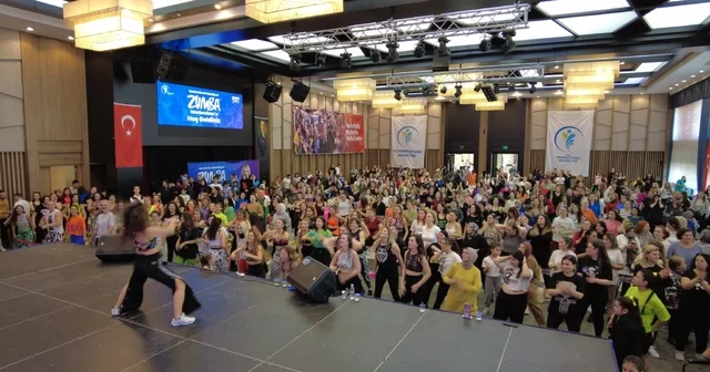 Zumba tutkunları Merkezefendi de buluşacak Denizli Haberleri