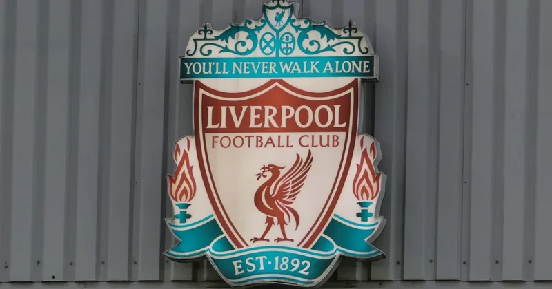 Liverpool Engelli Taraftarlar Derneği nden Galatasaray a teşekkür Sözcü Gazetesi