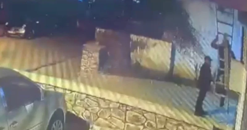 Yaşlı kadını ve bakıcısını bağladılar! Gaspçılar binaya merdiven dayayıp dehşet saçtı! Son dakika haberleri