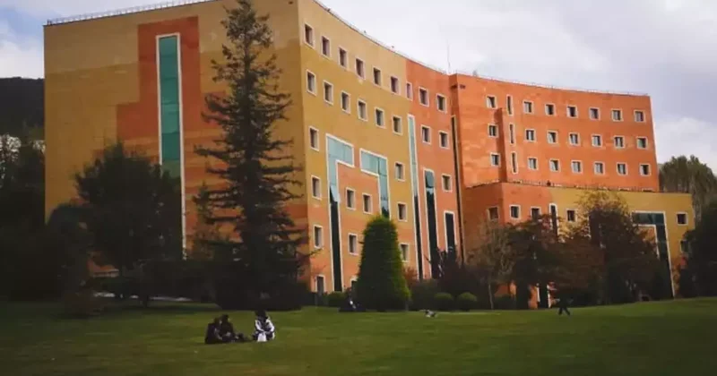 Yeditepe de 28 Şubat hortladı: Dindar öğrencilere sistematik baskı ortaya çıktı!