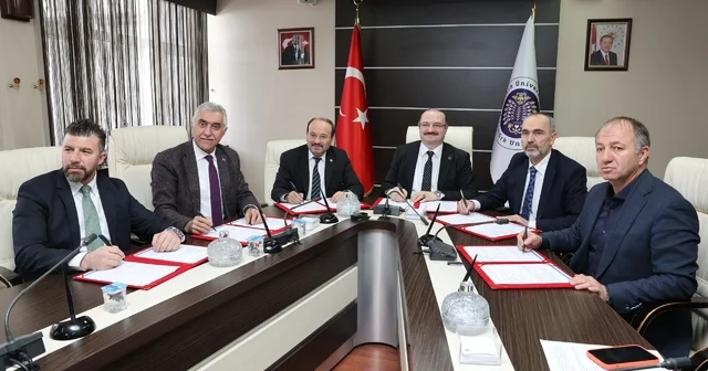 Atatürk Üniversitesinden 2028 Avrupa Kış Üniversite Oyunları adaylığı için güçlü irade Erzurum da kurumlararası iş birliği için iyi niyet protokolü imzalandı Erzurum Haberleri