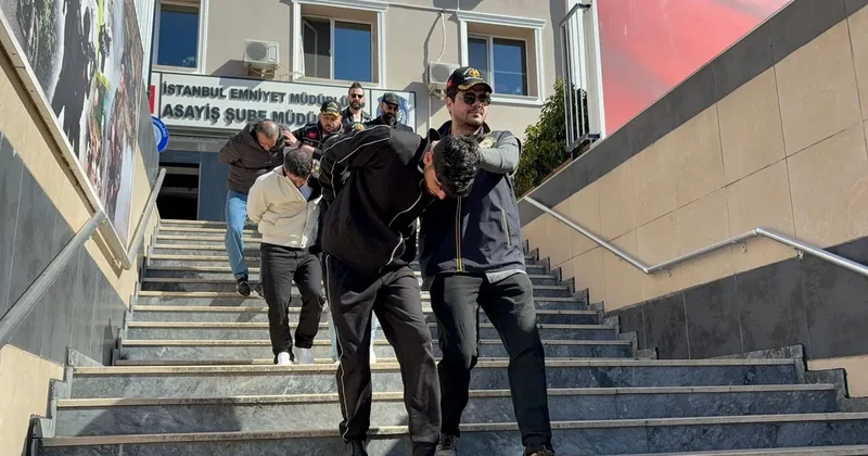 SON DAKİKA: Kadıköy de akılalmaz hırsızlık! 68 yaşındaki kadın ve bakıcısını bağlayıp kasayı boşalttılar!