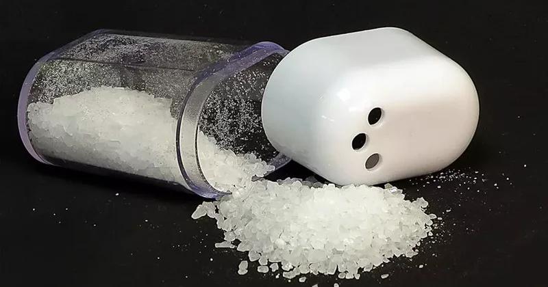 Tuz vücuda yararlı mı? Tuz tüketimini azaltmanın önemini açıkladı