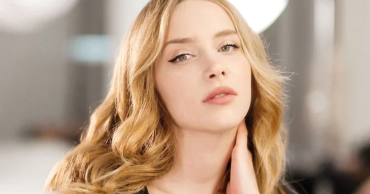 Hayal Köseoğlu: Sektörde güzellik baskısı var