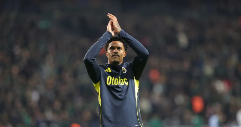 Oosterwolde, Fenerbahçe de 100. maçına çıktı Fenerbahçe Haberleri