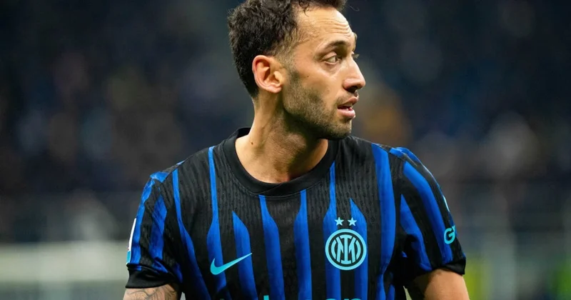 Inter de Hakan Çalhanoğlu sakatlandı Sözcü Gazetesi