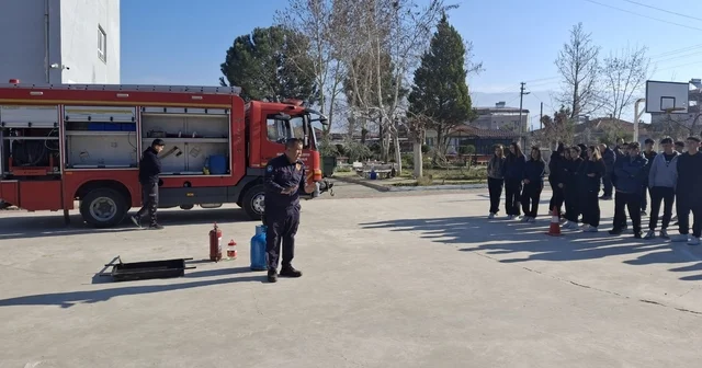 Yangın anı okulda tatbikatla canlandırıldı Manisa Haberleri