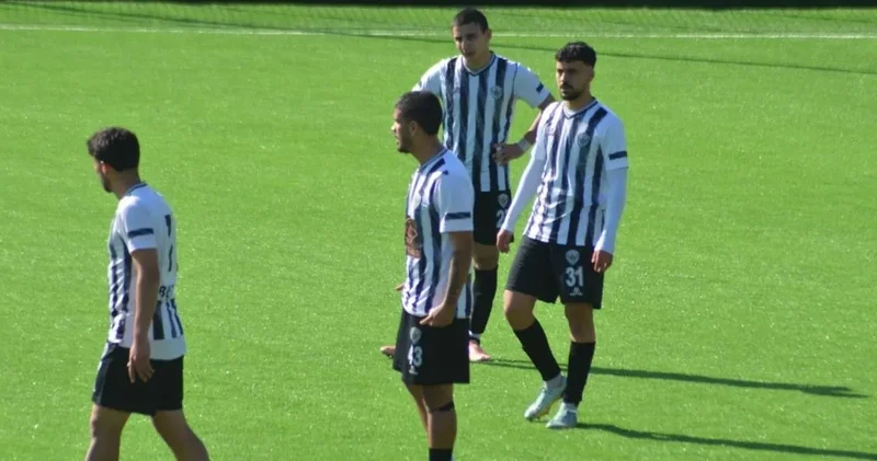 Gelenden 7 gidenden 10 yiyor: Gol yiye yiye önüne gelene umut veriyor