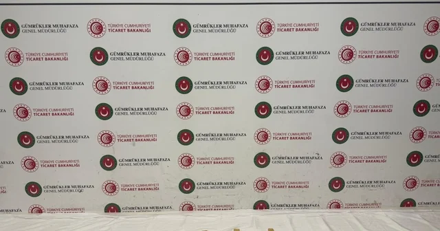 Habur da tırda yapılan aramada, yaklaşık 14.6 milyon liralık altın ele geçirildi Şırnak Haberleri