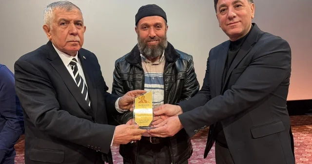 Evereğin Velisi filminin ödül töreni yapıldı Kayseri Haberleri