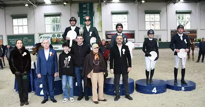 Lale Apa Kupası Engel Atlama Yarışları, Kadınlar Günü’nde Kemer Country Club’da düzenlendi