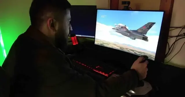 Kaydedin lazım olur: Amasyalı YouTuber takipçilerine uygulamalı F 16 uçurma dersi verdi VİDEO İZLE