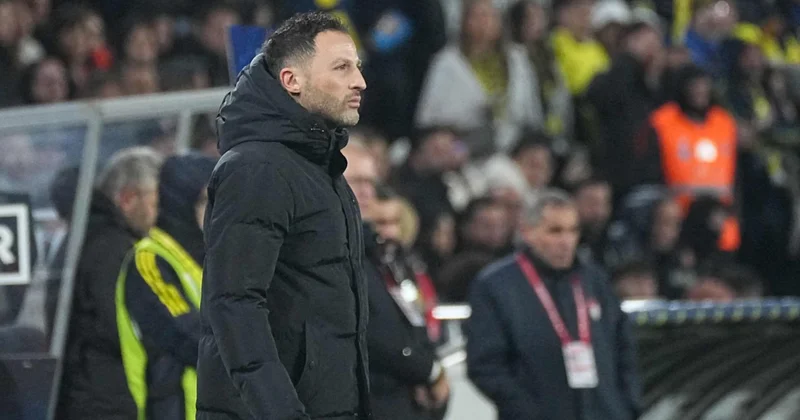 Domenico Tedesco: Bugün ben bile oynasam bizim ceza sahası içinde gol atabilirdim Sözcü Gazetesi