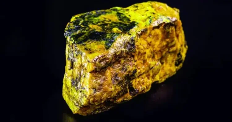 Trump yeni bir av peşinde! Nükleer bomba yapılabiliyor...