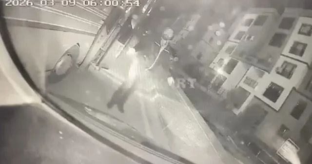 Yol verme tartışmasında şoförler kaza yaptı Adana Haberleri