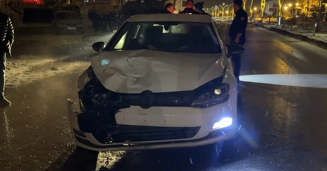 Yüksekova da gizli buzlanma zincirleme kazaya neden oldu Hakkari Haberleri