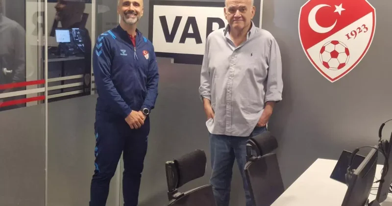 Ahmet Çakar, VAR tartışmalara son noktayı koydu: Mümkün değil...